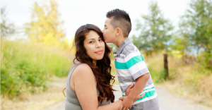 What to Wear for Family Pictures FB