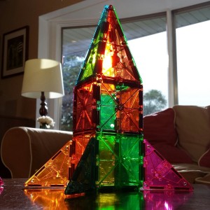 Building with Magna-Tiles