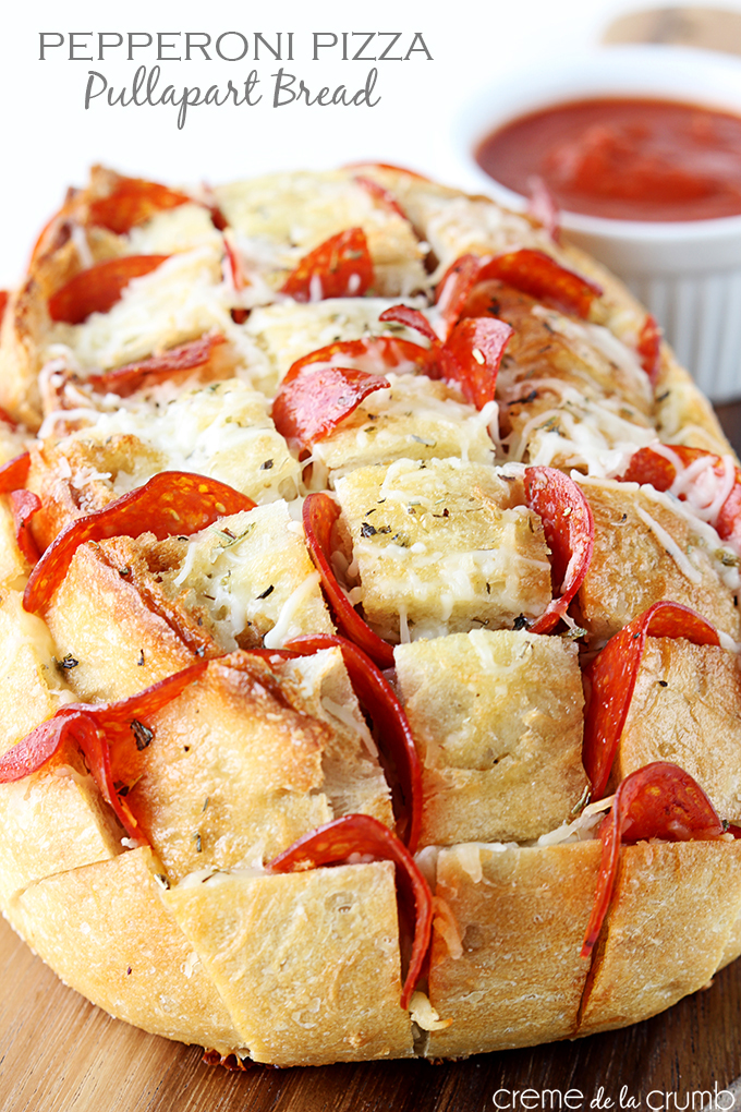 pepperoni-pizza-pull-apart-bread-4title