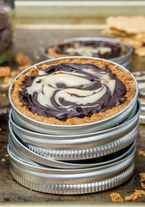 chocolate-mason-jar-tarts