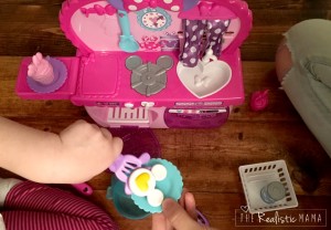 Playing with Disney Minnie Bowtastic Kitchen Playset